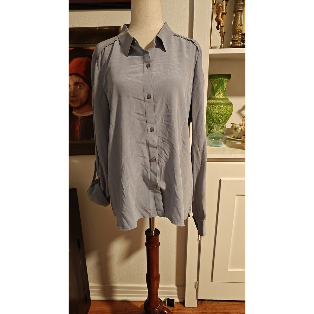 Go By Go Silk Pale Blue Silk Button Down With Roll Up Sleeves Sz Lg Nwot